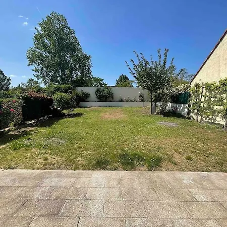 Maison Familiale A Nanterre - Paris Exterior photo